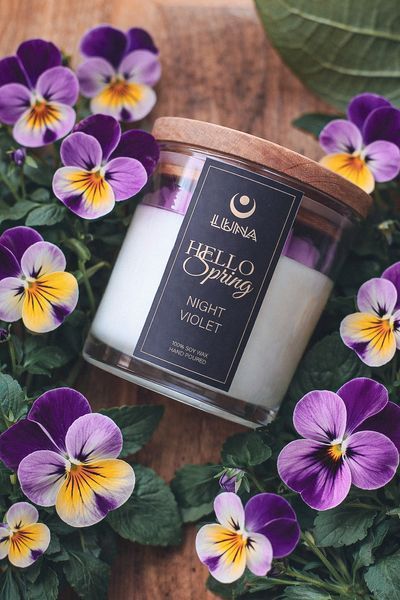 Soy Candle Night Violet &ndash; Floral Violet Fragrance
